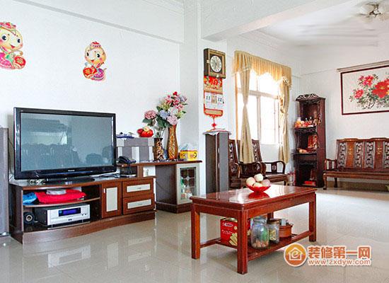 排除安全隐患旧客厅改造 传统客厅变身现代活力空间